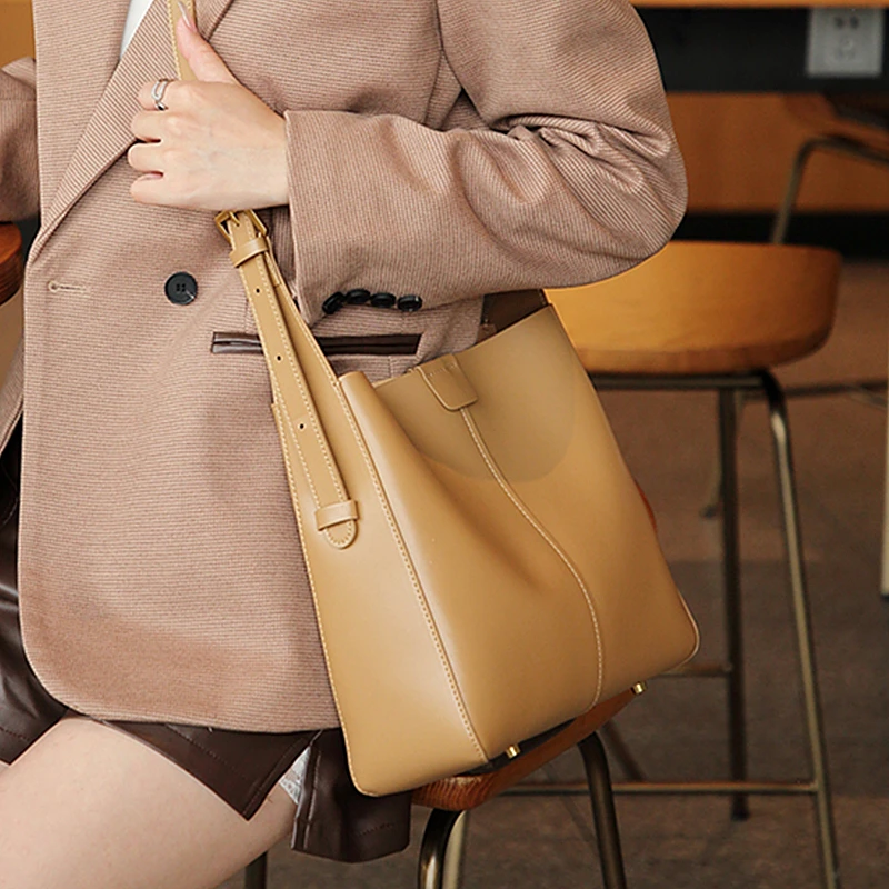 Burminsa Cowhide Genuine Leather Bucket Shoulder Bags For Women New 2026 Trend Designer Large Capacity Crossbody Ladies Handbags
